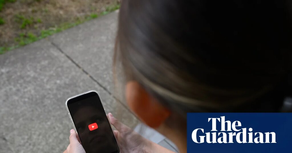 Victoria announces new social media ‘demasking’ powers for accounts accused of vilification | Victoria